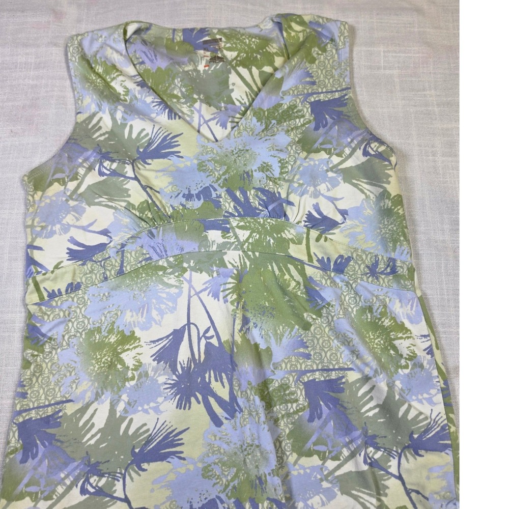 Nike ACG Womens XL Green Purple Floral V-Neck Sleeveless Dri-FIT Top 1634